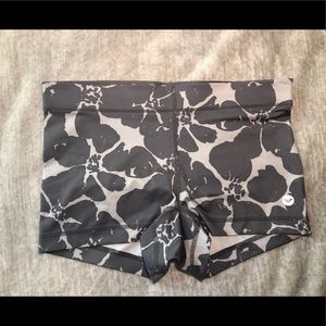 Roxy Floral Gray Workout Shorts